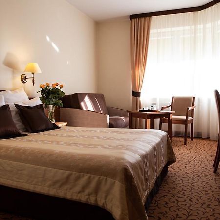 Hotel Panorama Ostrowiec Świętokrzyski Exteriér fotografie