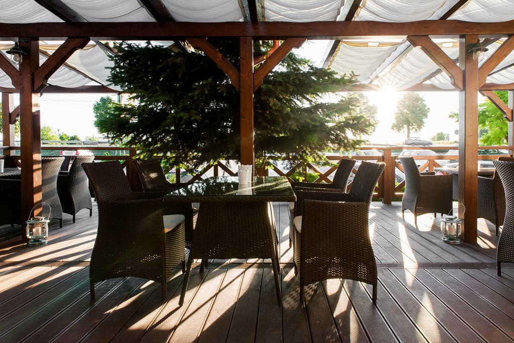 Hotel Panorama Ostrowiec Świętokrzyski Exteriér fotografie